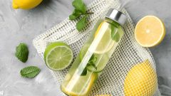 7 Fruit Infused Water Recipes to Keep You Hydrated